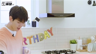 ویدیو تبریک روز اکسوال چنل یوتیوب بکهیون با زیرنویس فارسی آنلاین