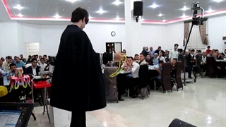 اجرای برنامه شعبده بازی در مجالس و مراسم