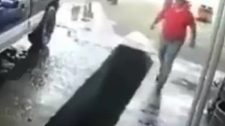 هعییی ی دقیقه بیاین