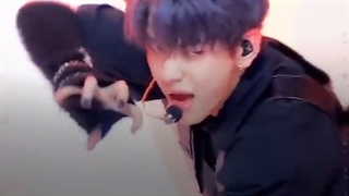 بای پسرا... سلام خانما... :/