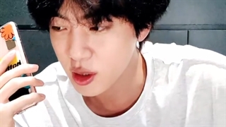 ویلایو جین ( زیرنویس فارسی ) bts Jin vlive