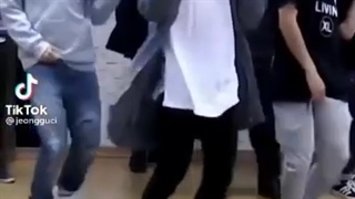 گادد چرا انقد ژذابن