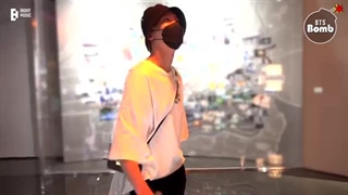 [BANGTAN BOMB] j-hope visits HYBE INSIGHT - BTS (방탄소년단)