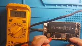 تست شارژ موبایل آیفون و تایپ سی آموزشگاه کاردانش