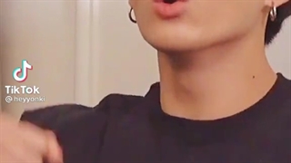 چجوری باور کنم 24 سالش شدㅠㅠㅠㅠㅠ