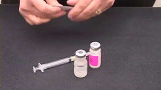 آموزش آماده کردن آمپول و ویال جهت تزریق