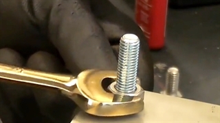 چسبی که نمیچسبه!!!