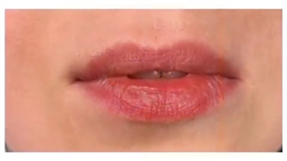 ویدئوی از چگونگی تزریق ژل به لب