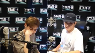 پشت صحنه ی رادیو و پخش آهنگPage گات سون