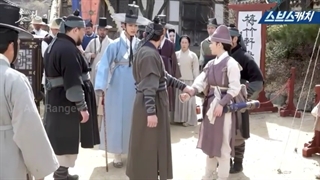 پشت صحنه قسمت پنجم و ششم سریال عاشقان آسمان سرخ با زیرنویس انگلیسی