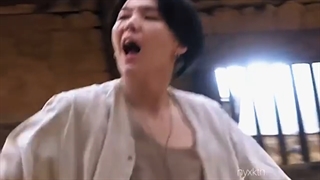 اگوست دی اعظم ಥ‿ಥ