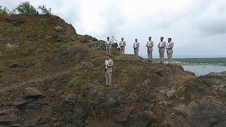 نماهنگ اَضفَیتَ عَلی الحُسنِ العَبَقَا