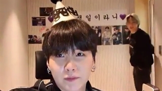 تیکه ورود با شکوه جناب خرگوش به لایو یونگی تو تفلدش