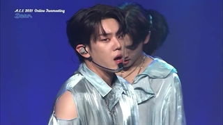 اجرای آهنگ black and blue از A.C.E