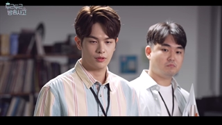 قسمت چهارم وب‌درامای '' Pit-a-Pat Broadcast Accident '' با بازی جوهو عضو SF9 (هنوز ترجمه نشده)