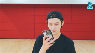 لایو تولد لینو Leeknow Stray Kids