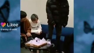 وقتی کوک ادای اعضا و در میاره