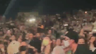 توی دیکشینری تهکوک واژه ای به اسم فاصله وجود نداره (: