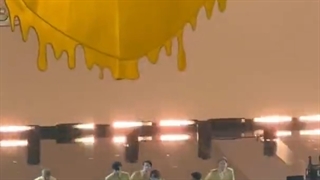 اجرای Butter پسرا  از دید آرمی ها و همخوانی آرمی ها