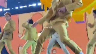 اجرای پسرا Buttar از دید آرمی ها ‌ مراسم AMAs( توضیحات مهم )