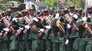 نماهنگ ما ایستاده ایم - حاج صادق آهنگران