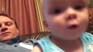 دیدن کلیپ اًین وروجک ها آرومت می کنه