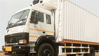 سردخونه ماشین صنایع برودتی ریماسرما