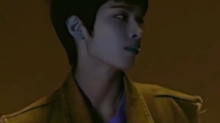 گائون عضو گروه اکسدینری هیروز (xdinary heroes)