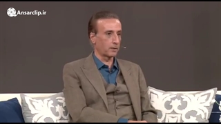 علی ضیا خطاب به حیاتی: چرا کاری مثل تبلیغات اینستاگرامی که در شان شما نیست انجام می‌دهید؟!