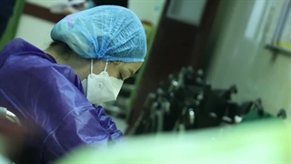 فیلم زایمان توسط دکتر فاطمه فیروزی تزریق ژل