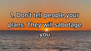 ۶ چیزی که هرگز نباید به مردم بگویید