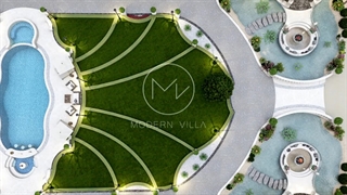 حیاط ویلا نشتارود