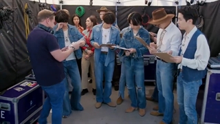 کنسرت BTS توی خط عابر پیاده در برنامه The Late Late Show with James Corden + زیرنویس فارسی