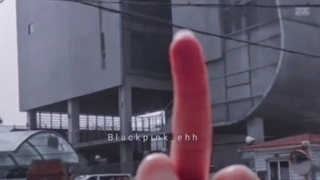 وایجی با لیسا چی کار کرد؟؟:))