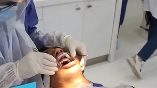 ارتودنسی دندان در کلینیک کاخ مشهد