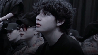 من نمیتونم چشمامو از روت بردارم:)