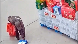 شخصیت به لباس نیست