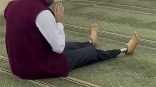 آیا هنوز هم نماز نمیخوانی؟