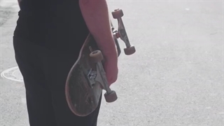 کلیپ اسکیت سواری