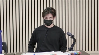 روند طراحی مرچ های تهیونگ + زیرنویس فارسی (ARTIST-MADE COLLECTION BY BTS ‘Making-of Log’ from V)