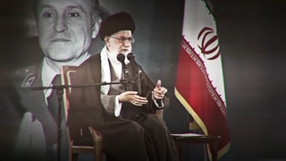 روایت رهبرمعظم انقلاب از کشتار مردم در روز ۸بهمن۵۷ توسط رژیم پهلوی به دستور ژنرال هایزر آمریکایی!