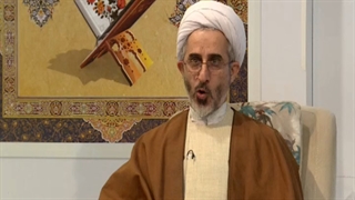 چرا در قرآن خداوند از خودش تعبیر به ما کرده و نگفته من ؟ با اینکه خدا یکیست و باید میگفت من