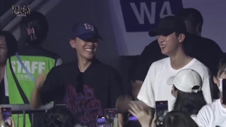 حضور جین و جیهوپ ( BTS) در روز آخر تور کنسرتهای D_DAY♡♡