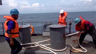 اقتدار ۳۶۰ درجه روایت هشت ماه دریانوردی ناو بندر مکران و ناوشکن دنا