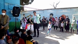 اجرای جشن مدرسه در رباط کریم