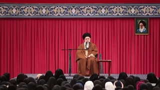 حقوق زن و مرد در خانواده یکسان است. رهبر معظم انقلاب