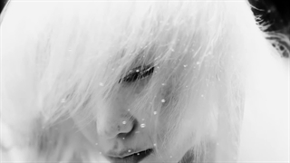 موزیک ویدیو unfair از felix عضو استری کیدز