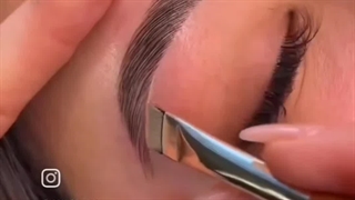 آموزش لیفت و لمینت ابرو از آموزشگاه آرایشگری بانو نهال 02188948406