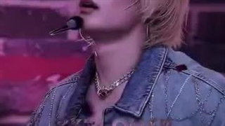 “منکه گروه استری کیدز !T_T”