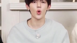 ریکی قربونت برم تو لازم نی اگیو بری تو جذاب باشی برامون کافیه  (: فقط اگیو گونوک گوگولی